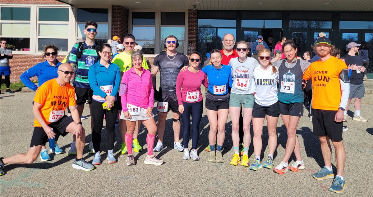 Runners at the Dover Race Series Red's Race